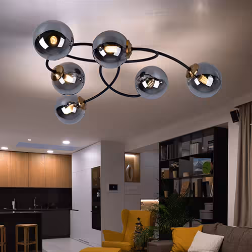 Deckenleuchte mit Kugelförmigen Gläsern